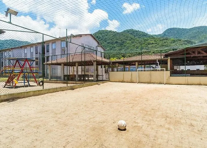 Apartamento próx a Praia Sapê
